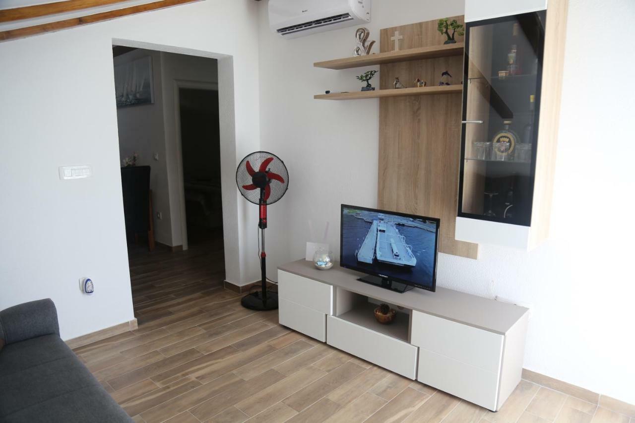 Apartment Drazan ชิเบนิก ภายนอก รูปภาพ